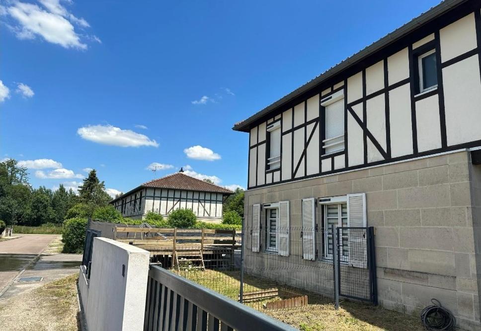 Charmante Maison Comme Chez Soi Saint-Amand-sur-Fion Eksteriør billede